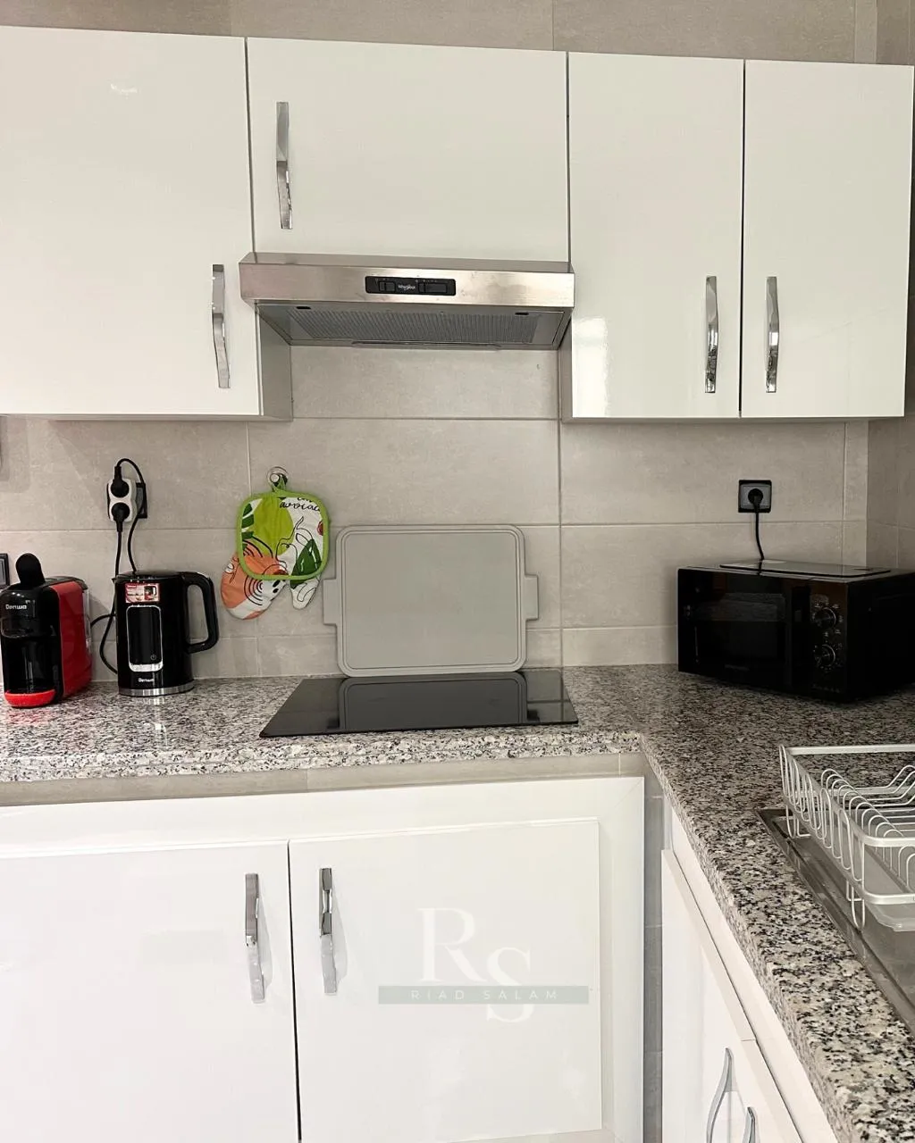 Bright room with large windows and natural light